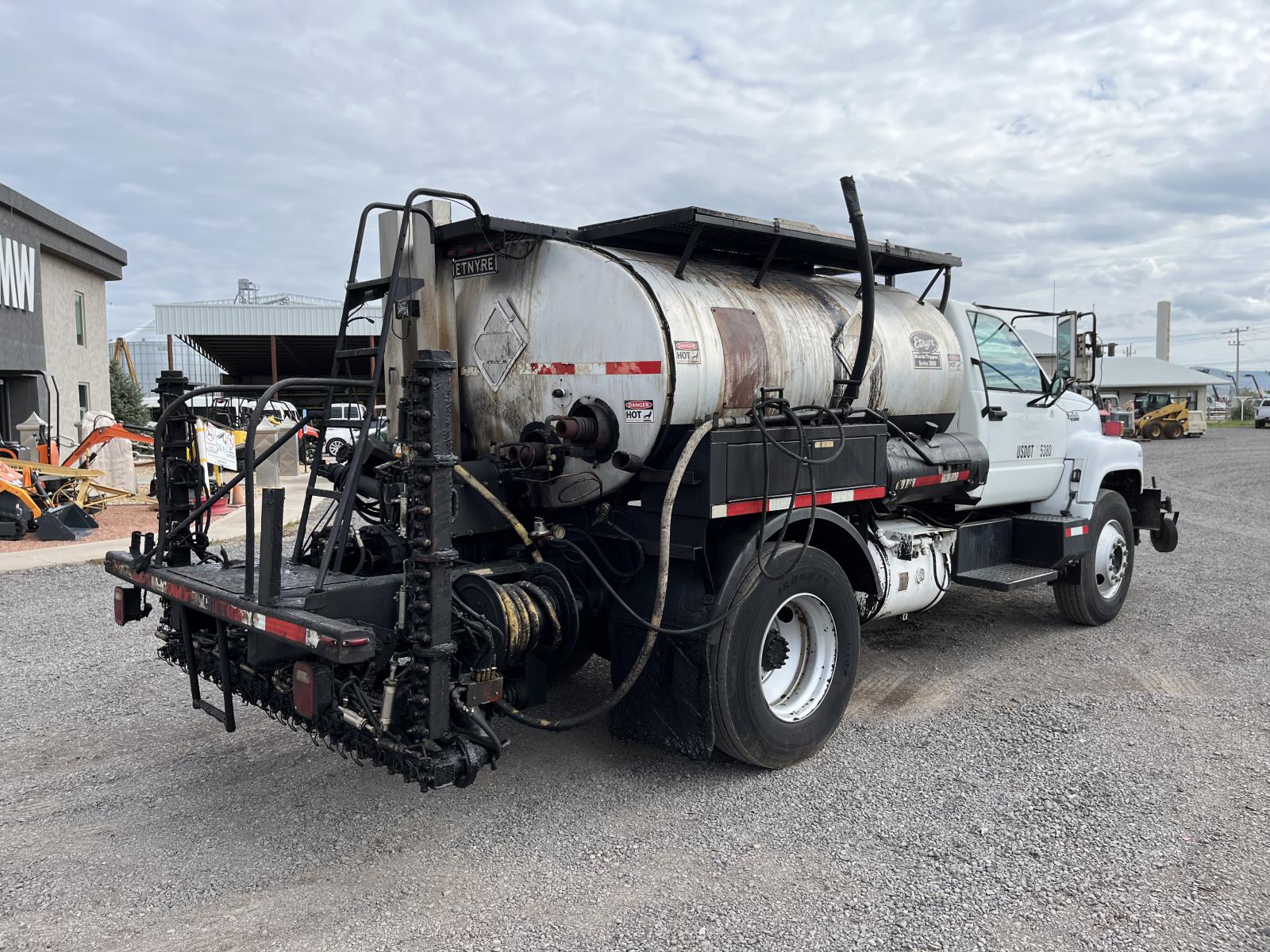 ./imagenes/INVOICE/2019/16599/CAMION PETROLIZADOR GMC TOPKICK (23).JPG